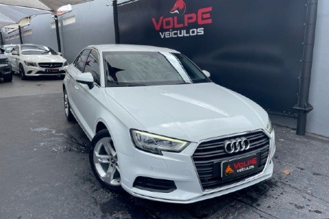 //www.autoline.com.br/carro/audi/a3-14-sedan-prestige-plus-16v-flex-4p-turbo-tipt/2020/campinas-sp/23801558