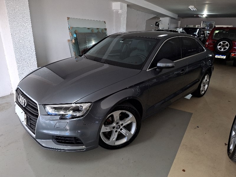 //www.autoline.com.br/carro/audi/a3-14-sedan-prestige-plus-16v-flex-4p-turbo-tipt/2019/campinas-sp/23968315