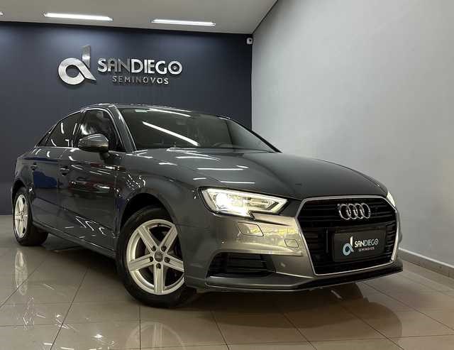 //www.autoline.com.br/carro/audi/a3-14-sedan-prestige-16v-flex-4p-turbo-tiptronic/2019/ribeirao-preto-sp/24112832