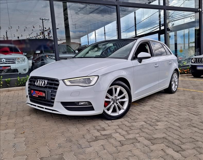 //www.autoline.com.br/carro/audi/a3-18-sportback-tfsi-16v-gasolina-4p-turbo-s-tro/2014/campinas-sp/24176827