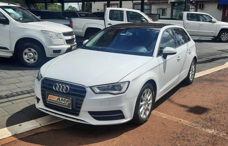 //www.autoline.com.br/carro/audi/a3-14-sportback-tfsi-16v-gasolina-4p-turbo-s-tro/2014/cascavel-pr/24211798