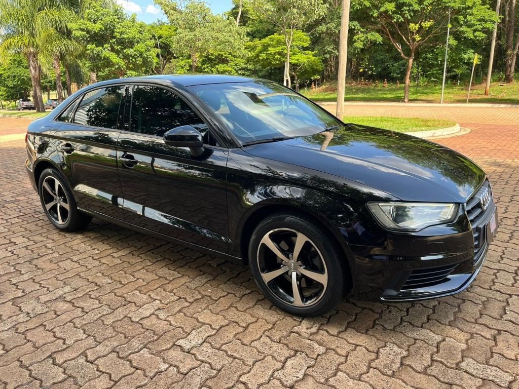 //www.autoline.com.br/carro/audi/a3-18-sedan-tfsi-ambition-16v-gasolina-4p-turbo/2015/ribeirao-preto-sp/24347292