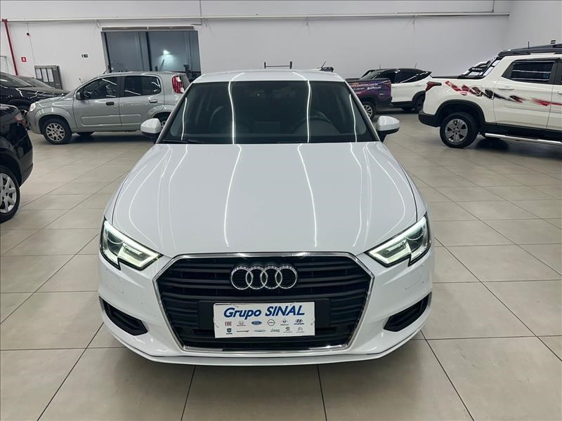 //www.autoline.com.br/carro/audi/a3-14-sedan-prestige-16v-flex-4p-turbo-tiptronic/2020/sao-paulo-sp/24631285