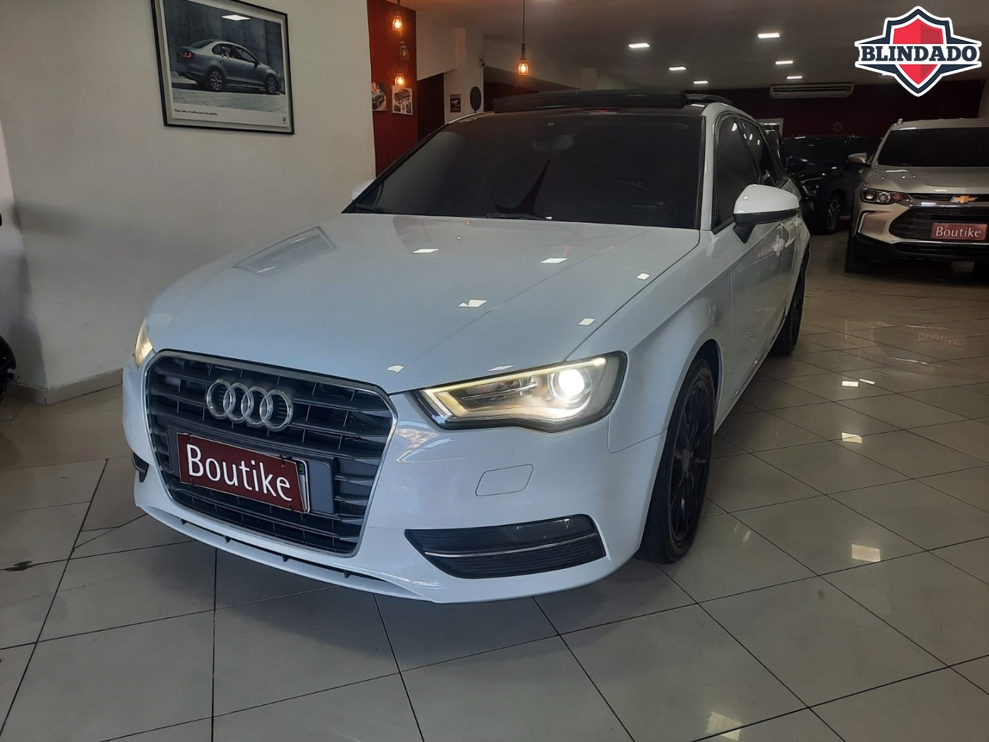 //www.autoline.com.br/carro/audi/a3-18-hatch-tfsi-sport-16v-gasolina-2p-turbo-s-t/2014/niteroi-rj/24637882