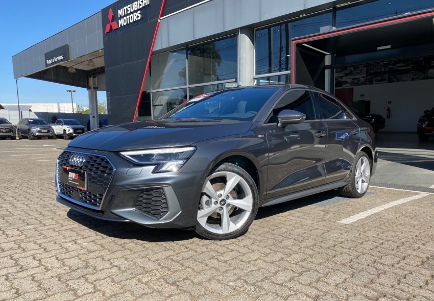 //www.autoline.com.br/carro/audi/a3-14-sedan-s-line-limited-16v-gasolina-4p-turbo/2022/campinas-sp/24689376