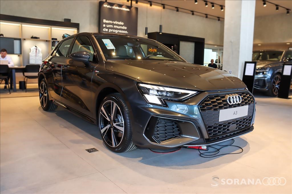 //www.autoline.com.br/carro/audi/a3-20-hatch-performance-black-sportback-16v-gaso/2024/sao-paulo-sp/24798399