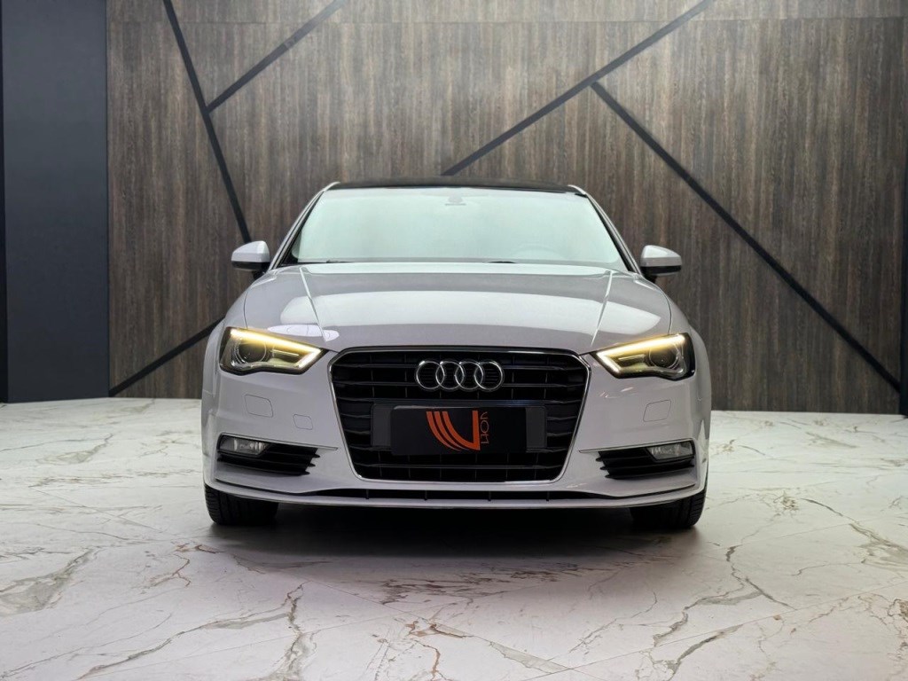 //www.autoline.com.br/carro/audi/a3-18-sportback-tfsi-ambition-16v-gasolina-4p-tu/2015/santo-andre-sp/24846784