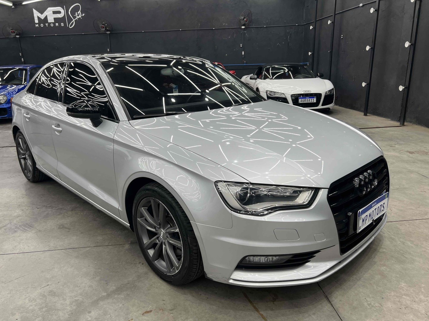 //www.autoline.com.br/carro/audi/a3-18-sedan-tfsi-sport-ambition-16v-gasolina-4p/2014/belo-horizonte-mg/24856012