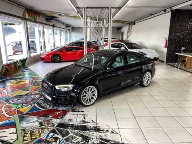 //www.autoline.com.br/carro/audi/a3-20-sedan-ambition-16v-gasolina-4p-turbo-s-tro/2018/ananindeua-pa/24880682