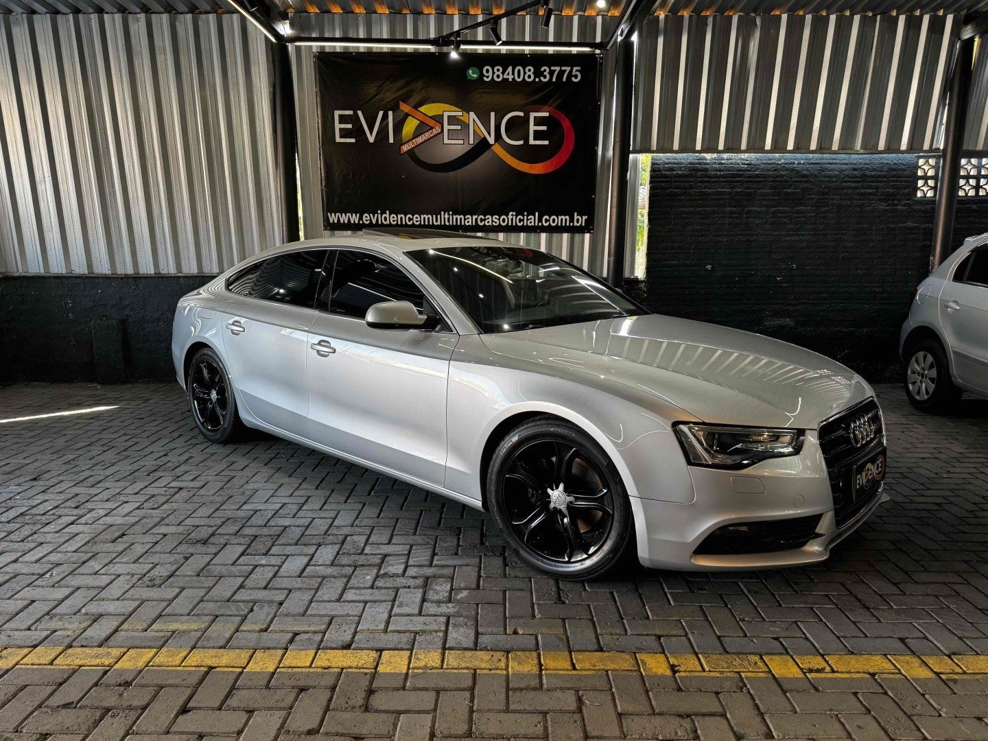 //www.autoline.com.br/carro/audi/a5-20-tfsi-sportback-ambiente-16v-gasolina-4p-tu/2013/gravatai-rs/24027679