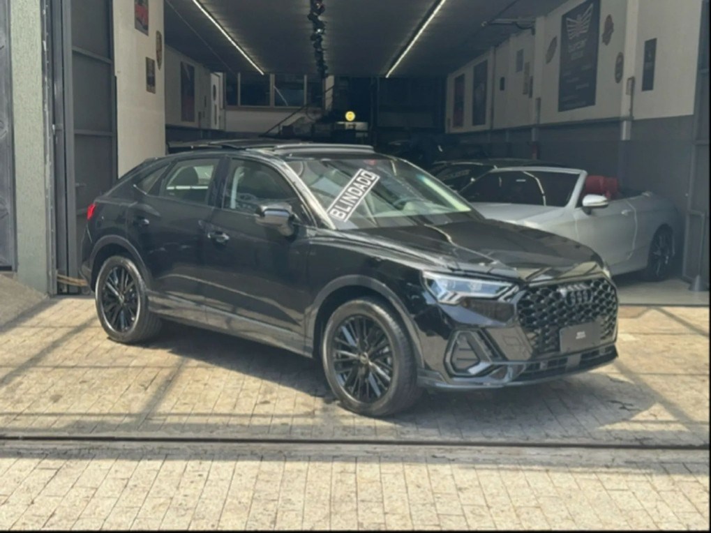 //www.autoline.com.br/carro/audi/q3-20-performance-quattro-16v-gasolina-4p-turbo/2024/sao-paulo-sp/23753128