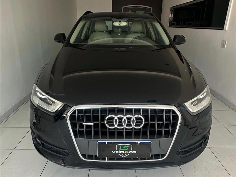 //www.autoline.com.br/carro/audi/q3-20-tfsi-ambiente-quattro-16v-gasolina-4p-turb/2015/araruama-rj/24229398