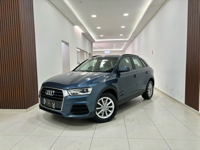 //www.autoline.com.br/carro/audi/q3-14-tfsi-attraction-16v-flex-4p-turbo-s-tronic/2017/campinas-sp/24634788