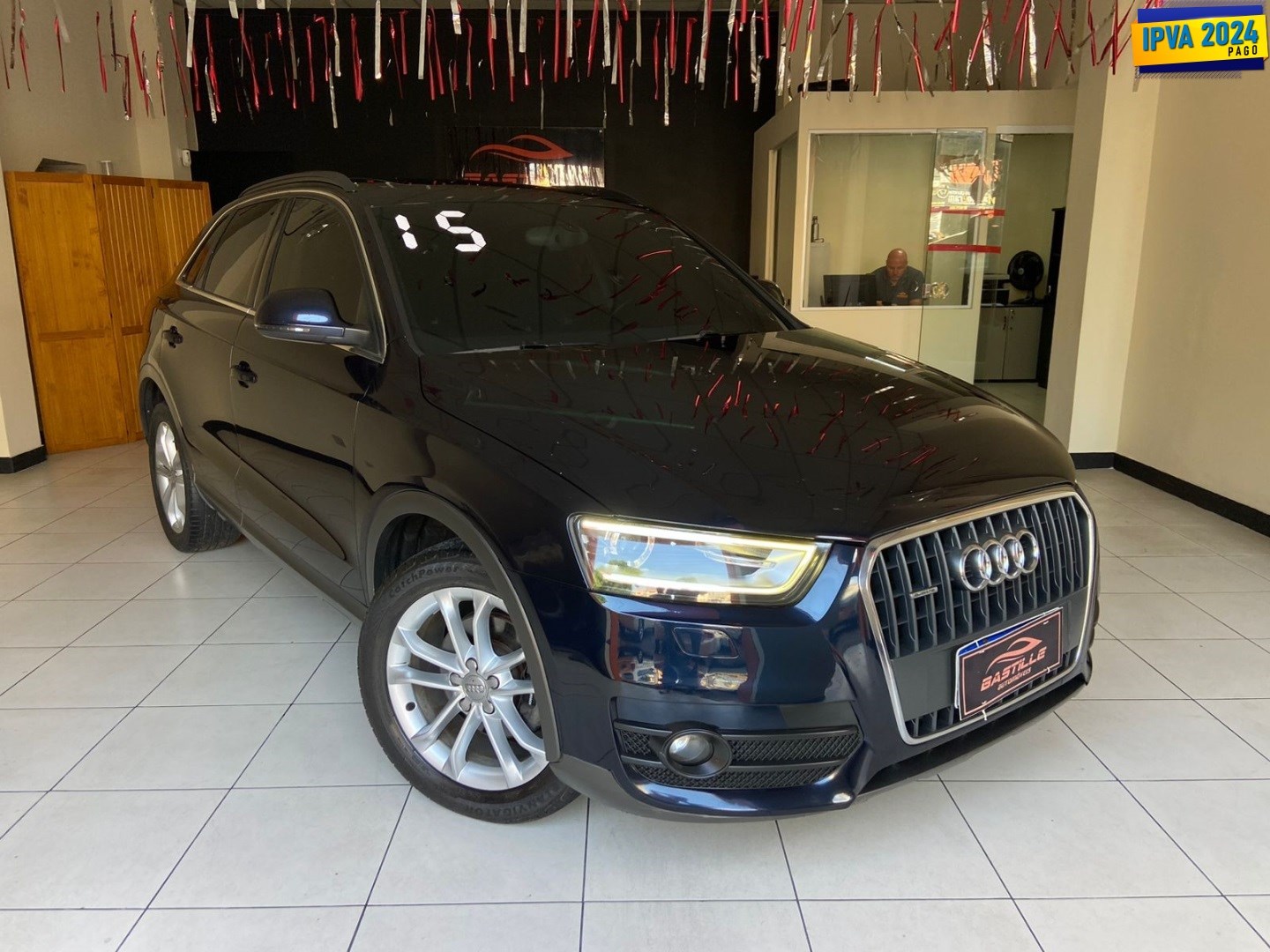 //www.autoline.com.br/carro/audi/q3-20-tfsi-ambiente-quattro-16v-gasolina-4p-turb/2015/niteroi-rj/24685150