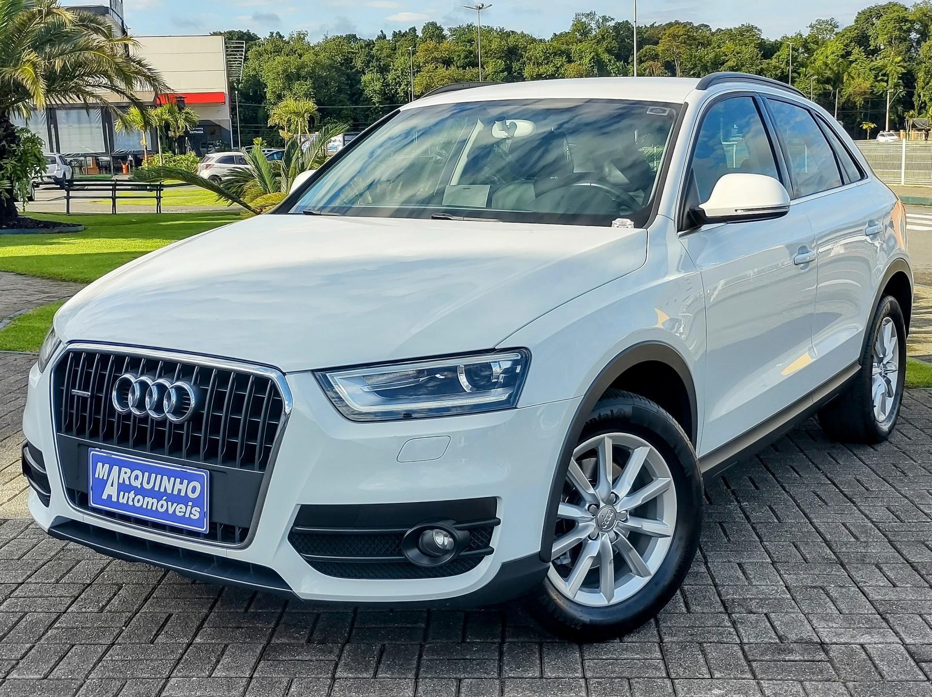 //www.autoline.com.br/carro/audi/q3-20-tfsi-attraction-quattro-16v-gasolina-4p-tu/2015/blumenau-sc/24707964