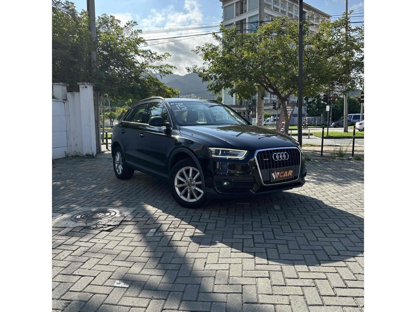 //www.autoline.com.br/carro/audi/q3-20-tfsi-ambiente-quattro-16v-gasolina-4p-turb/2015/rio-de-janeiro-rj/24744555