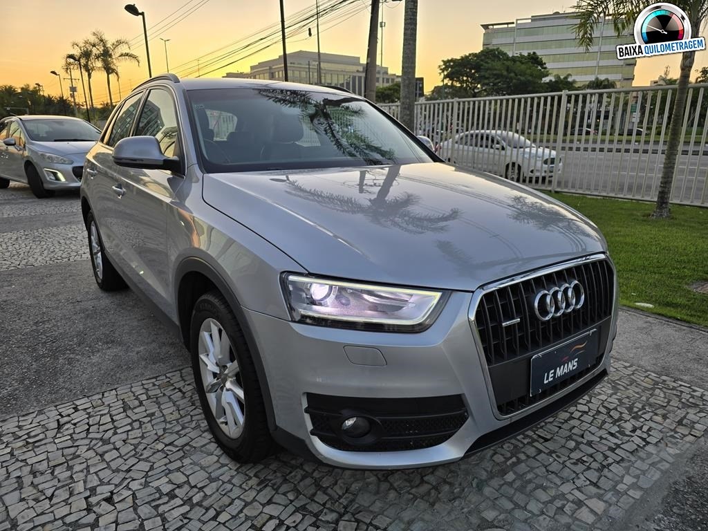 //www.autoline.com.br/carro/audi/q3-20-tfsi-ambiente-quattro-16v-gasolina-4p-turb/2015/rio-de-janeiro-rj/24871663