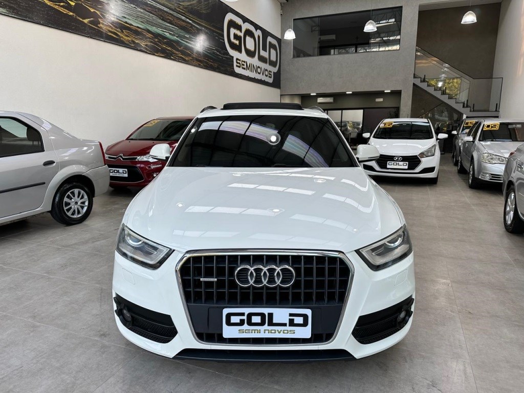 //www.autoline.com.br/carro/audi/q3-20-tfsi-ambition-quattro-16v-gasolina-4p-turb/2014/campinas-sp/24886172