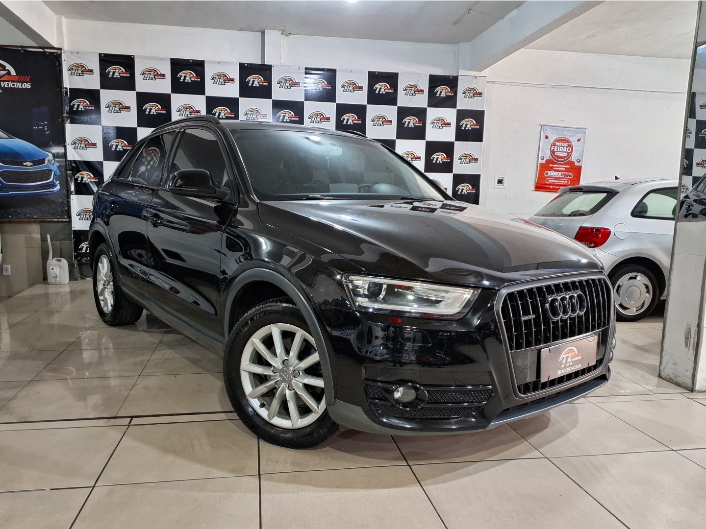 //www.autoline.com.br/carro/audi/q3-20-tfsi-ambiente-quattro-16v-gasolina-4p-turb/2015/rio-de-janeiro-rj/25033116