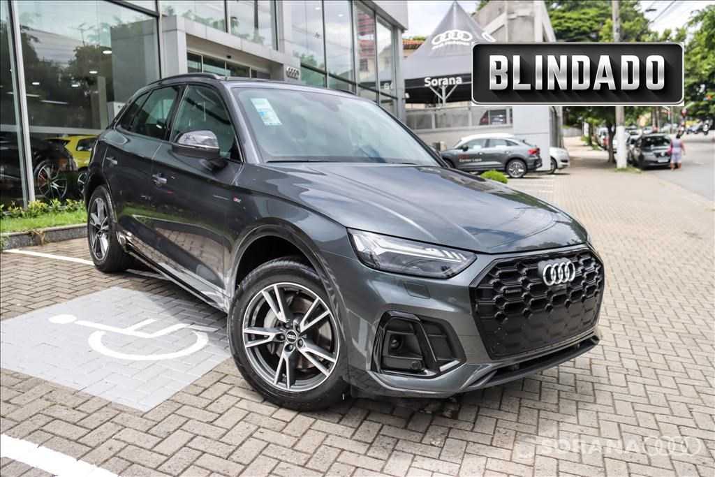//www.autoline.com.br/carro/audi/q5-20-tfsie-performance-black-quattro-16v-flex-4/2024/sao-paulo-sp/22960125