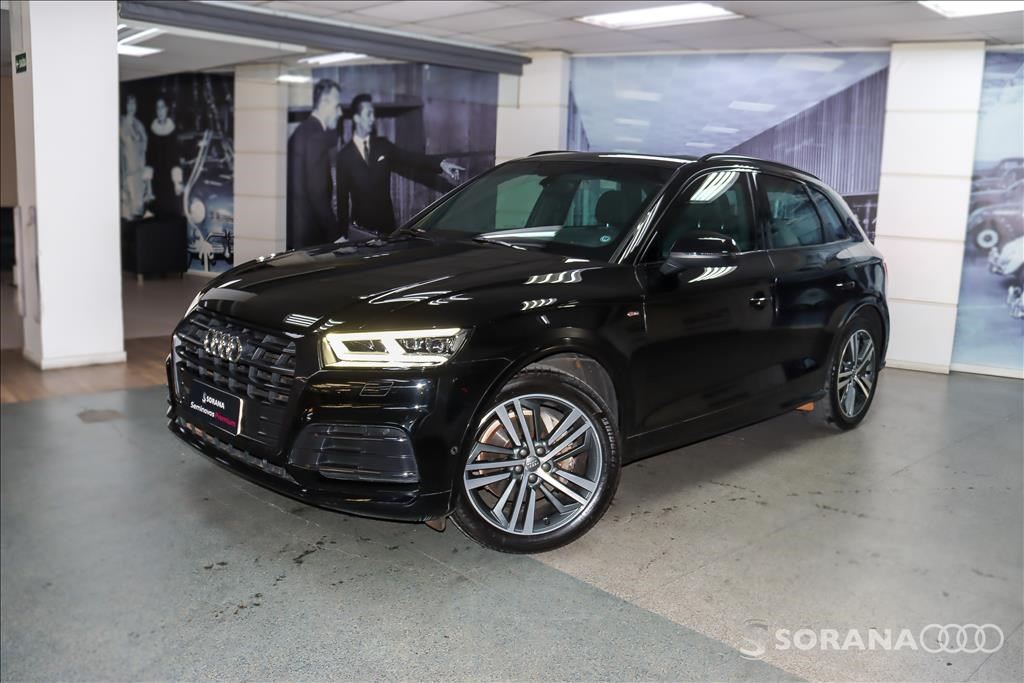 //www.autoline.com.br/carro/audi/q5-20-tfsi-black-16v-gasolina-4p-automatico-4x4/2020/sao-paulo-sp/24608905