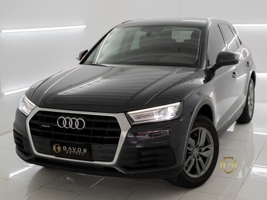 //www.autoline.com.br/carro/audi/q5-20-prestige-quattro-16v-gasolina-4p-turbo-s-t/2019/porto-alegre-rs/25016533