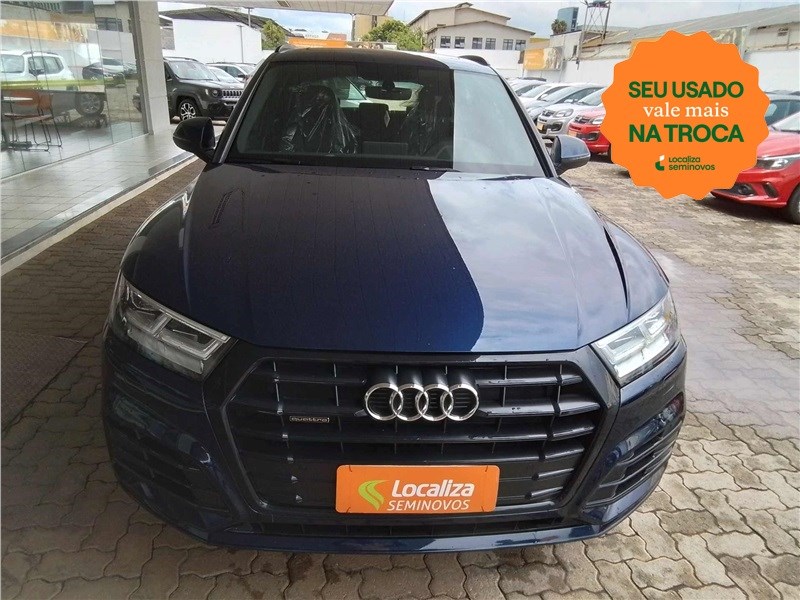 //www.autoline.com.br/carro/audi/q5-20-black-quattro-16v-gasolina-4p-turbo-s-tron/2020/joinville-sc/25022499