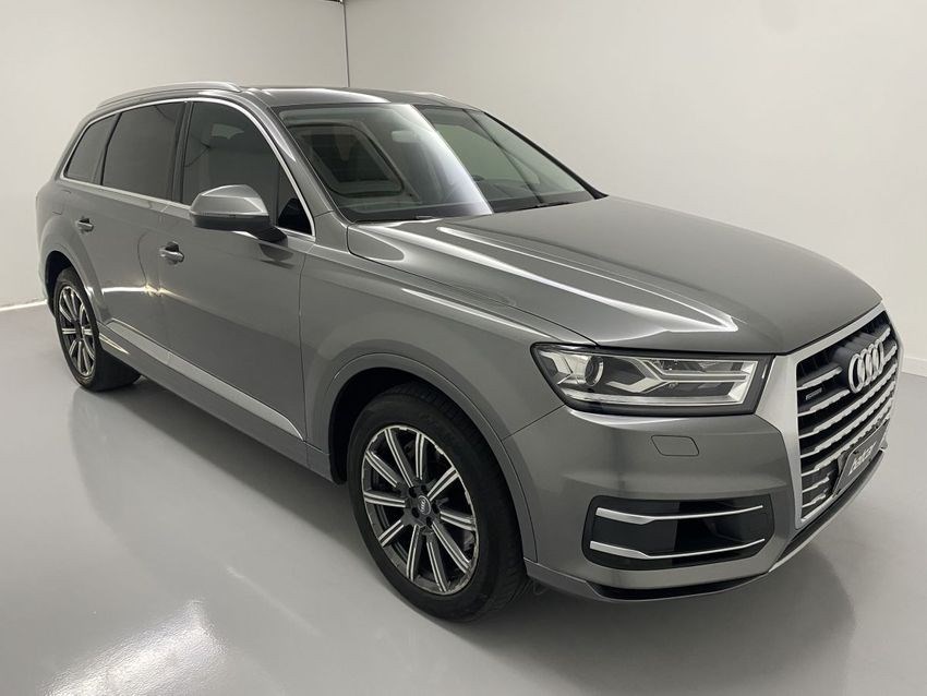 //www.autoline.com.br/carro/audi/q7-30-tfsi-ambition-quattro-24v-gasolina-4p-tipt/2016/brasilia-df/24733693