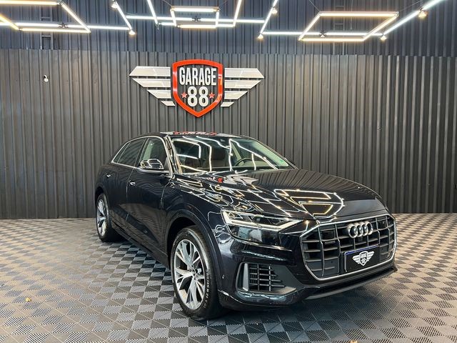 //www.autoline.com.br/carro/audi/q8-30-performance-quattro-24v-gasolina-4p-turbo/2021/cabo-frio-rj/25027820