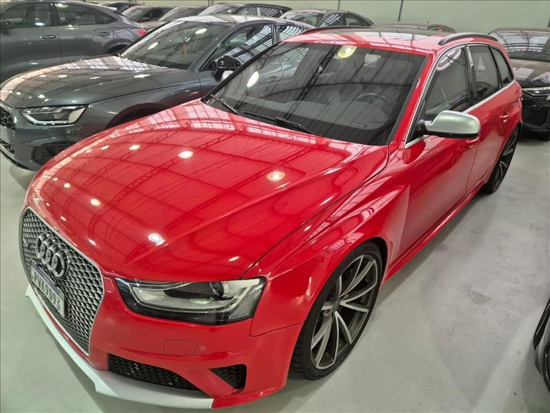 //www.autoline.com.br/carro/audi/rs4-42-fsi-avant-quattro-32v-gasolina-4p-s-tronic/2014/barueri-sp/24037647