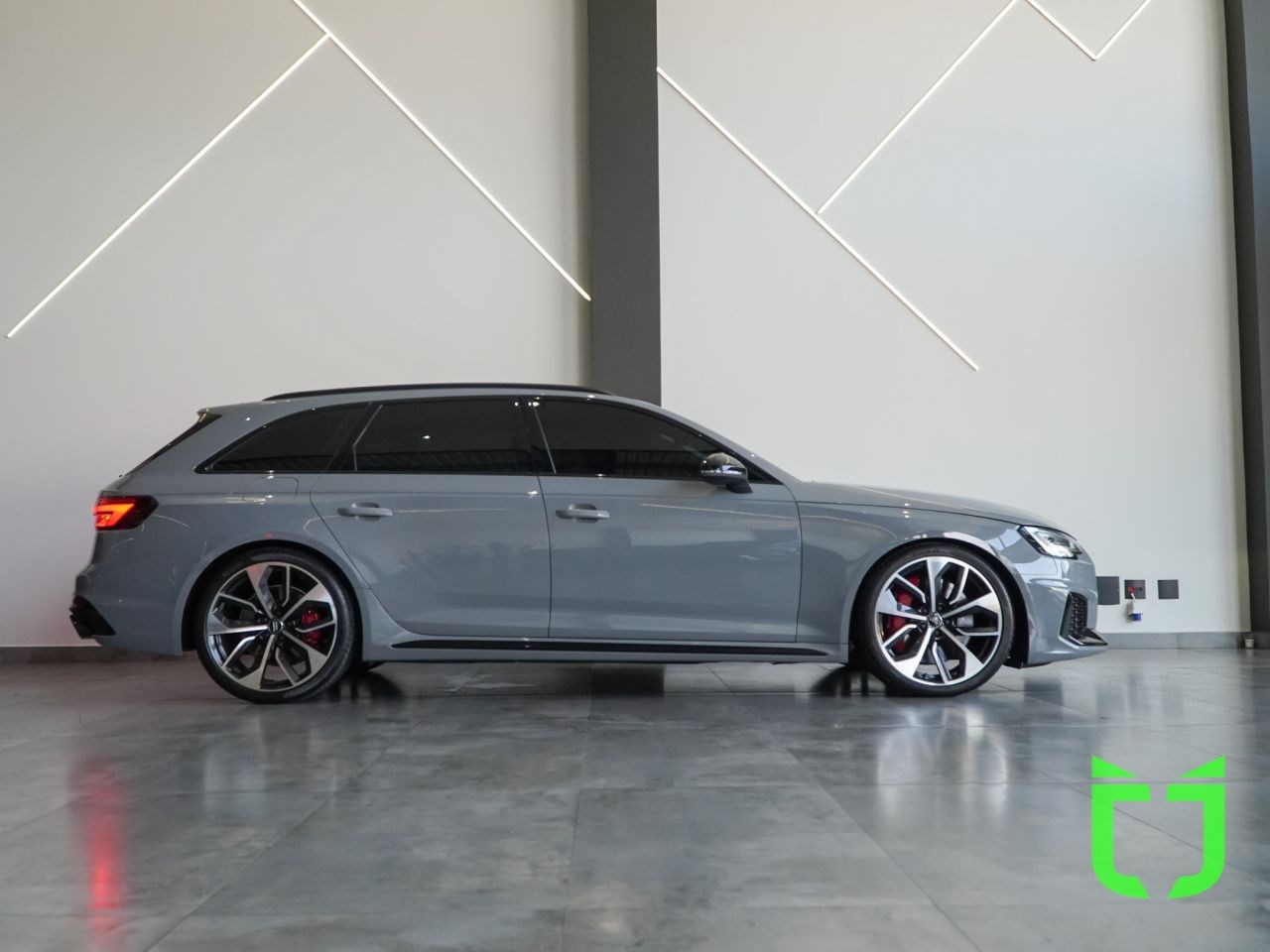 //www.autoline.com.br/carro/audi/rs4-29-quattro-avant-24v-gasolina-4p-turbo-tiptro/2019/rio-claro-sp/24646498