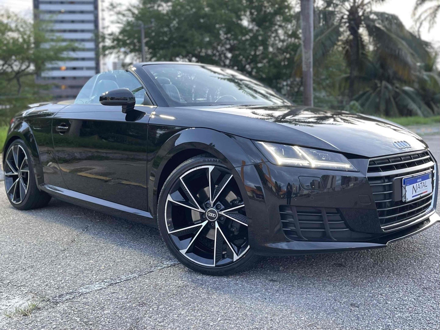 //www.autoline.com.br/carro/audi/tt-20-roadster-ambition-tfsi-16v-gasolina-2p-tur/2017/natal-rn/23717883