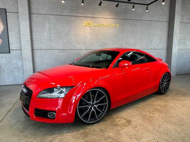 //www.autoline.com.br/carro/audi/tt-20-coupe-tfsi-16v-gasolina-2p-turbo-s-tronic/2012/joinville-sc/24833286