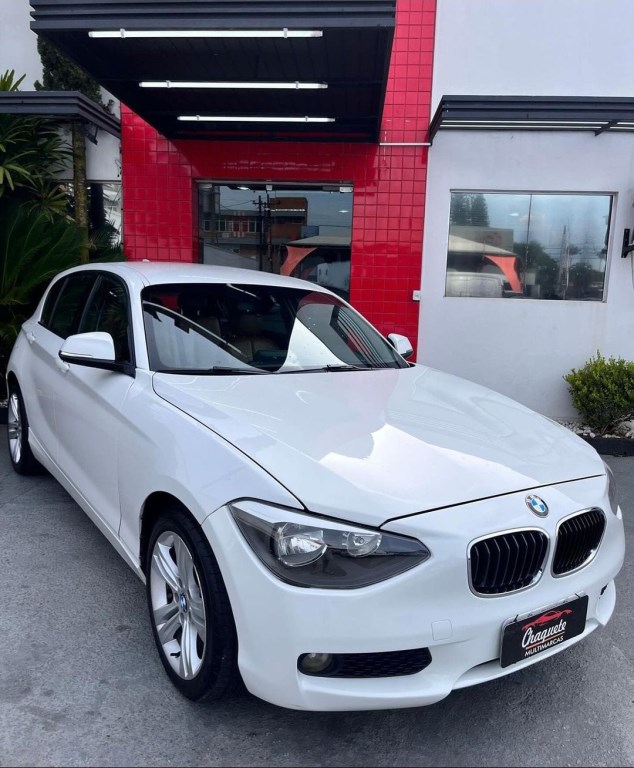 //www.autoline.com.br/carro/bmw/116i-16-16v-gasolina-4p-turbo-automatico/2014/joinville-sc/23686719