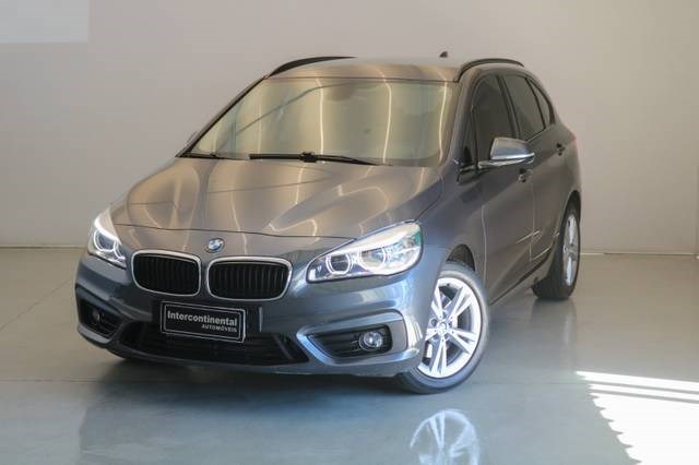 //www.autoline.com.br/carro/bmw/220i-20-active-tourer-16v-flex-4p-turbo-automatico/2018/florianopolis-sc/23549797