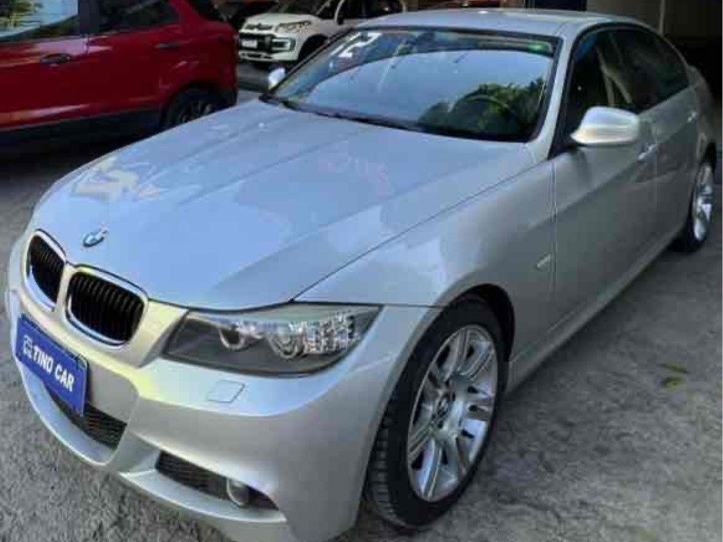 //www.autoline.com.br/carro/bmw/318i-20-16v-gasolina-4p-automatico/2012/rio-de-janeiro-rj/24983477