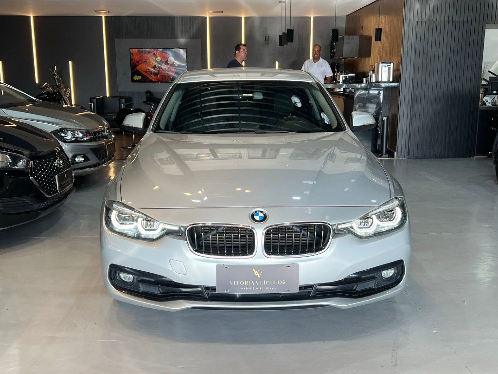 //www.autoline.com.br/carro/bmw/320i-20-sedan-sport-plus-16v-flex-4p-turbo-automat/2018/jundiai-sp/22037252