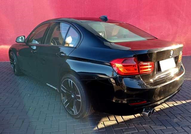 //www.autoline.com.br/carro/bmw/320i-20-sedan-16v-flex-4p-turbo-automatico/2015/curitiba-pr/24045197