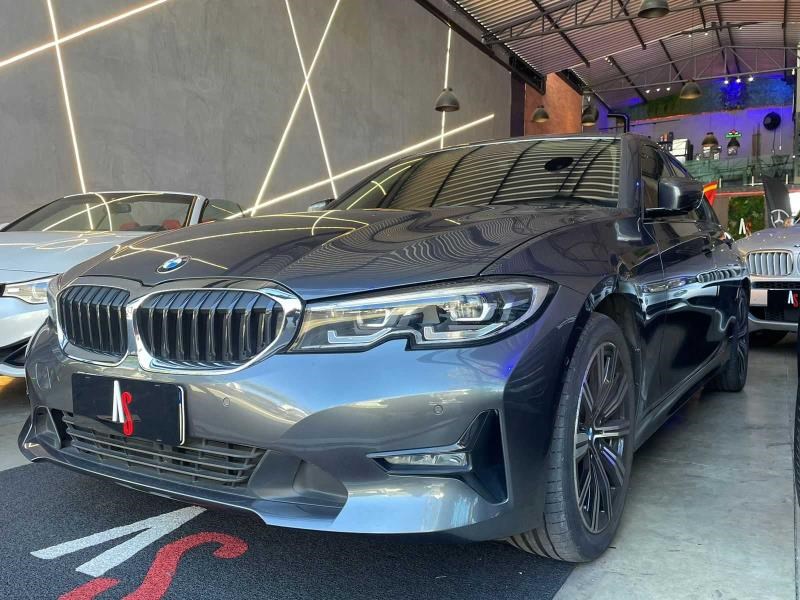 //www.autoline.com.br/carro/bmw/320i-20-sedan-gp-16v-gasolina-4p-turbo-automatico/2021/sao-paulo-sp/24096220