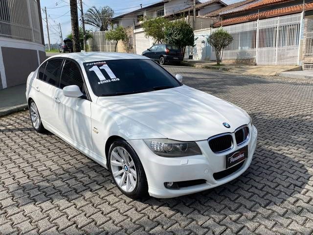 //www.autoline.com.br/carro/bmw/320i-20-sedan-16v-gasolina-4p-automatico/2011/volta-redonda-rj/24555854