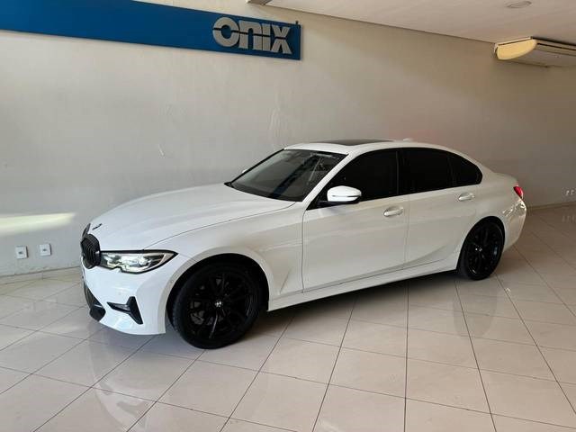 //www.autoline.com.br/carro/bmw/320i-20-sedan-sport-gp-16v-gasolina-4p-turbo-autom/2020/bauru-sp/24638731
