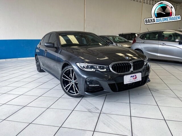//www.autoline.com.br/carro/bmw/320i-20-sedan-m-sport-16v-flex-4p-turbo-automatico/2022/belo-horizonte-mg/24688574