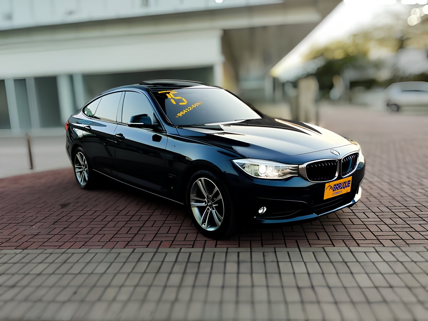 //www.autoline.com.br/carro/bmw/320i-20-hatch-gt-sport-16v-gasolina-4p-turbo-autom/2015/rio-de-janeiro-rj/24726277