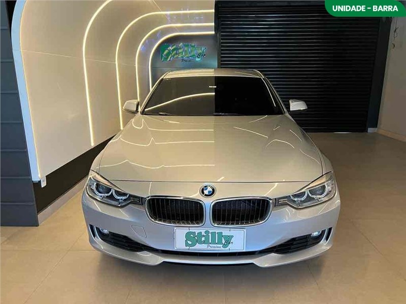 //www.autoline.com.br/carro/bmw/320i-20-sedan-16v-flex-4p-turbo-automatico/2014/rio-de-janeiro-rj/24881162