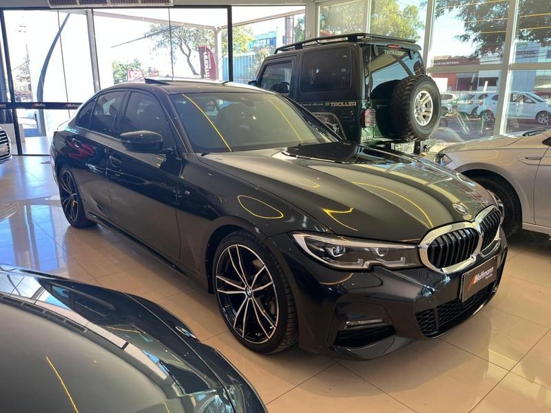 //www.autoline.com.br/carro/bmw/320i-20-sedan-m-sport-16v-flex-4p-turbo-automatico/2022/brasilia-df/25006442