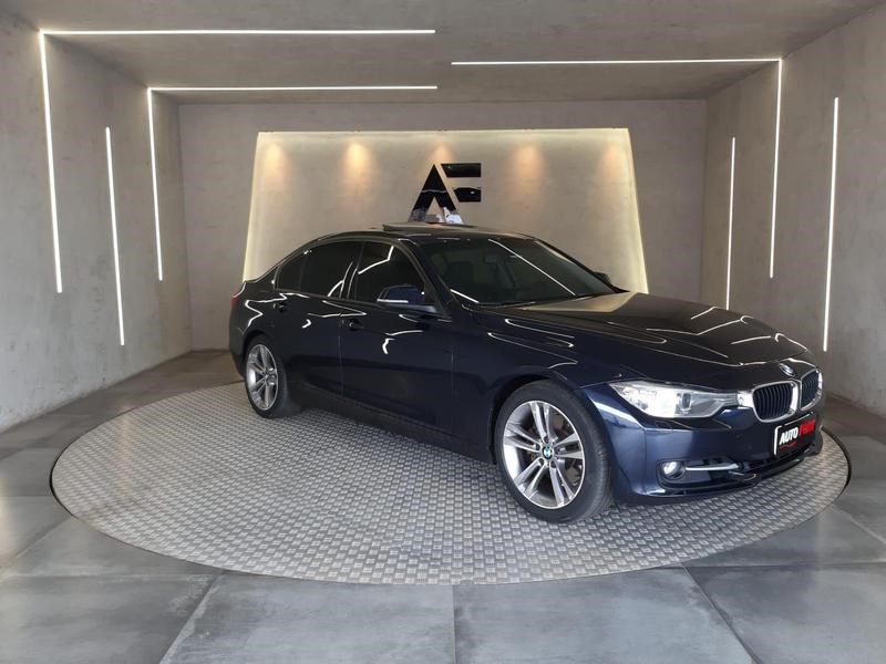 //www.autoline.com.br/carro/bmw/320i-20-sedan-sport-16v-flex-4p-turbo-automatico/2015/brasilia-df/25023294