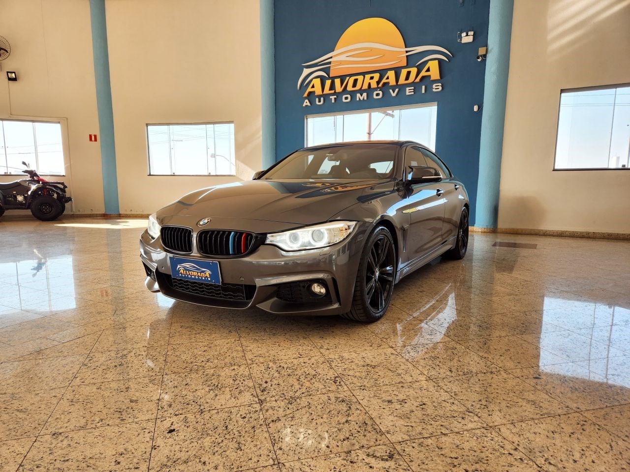 //www.autoline.com.br/carro/bmw/430i-20-gran-coupe-m-sport-16v-gasolina-4p-turbo-a/2017/nova-odessa-sp/24892224