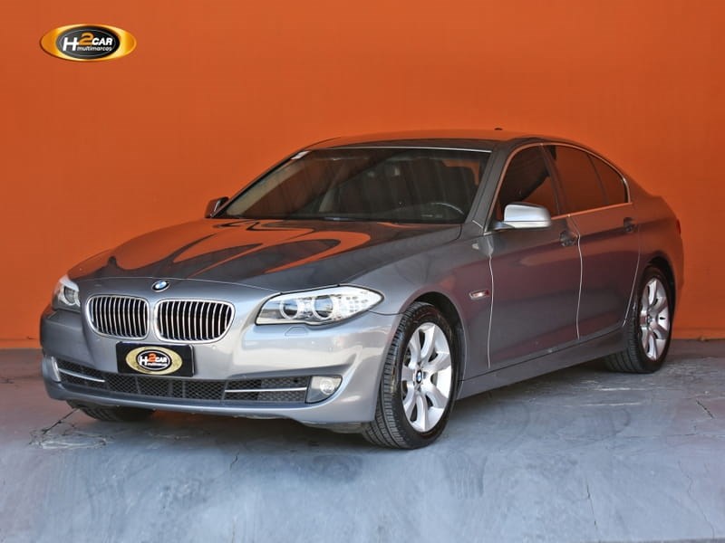 //www.autoline.com.br/carro/bmw/528i-20-16v-gasolina-4p-turbo-automatico/2012/curitiba-pr/24867664
