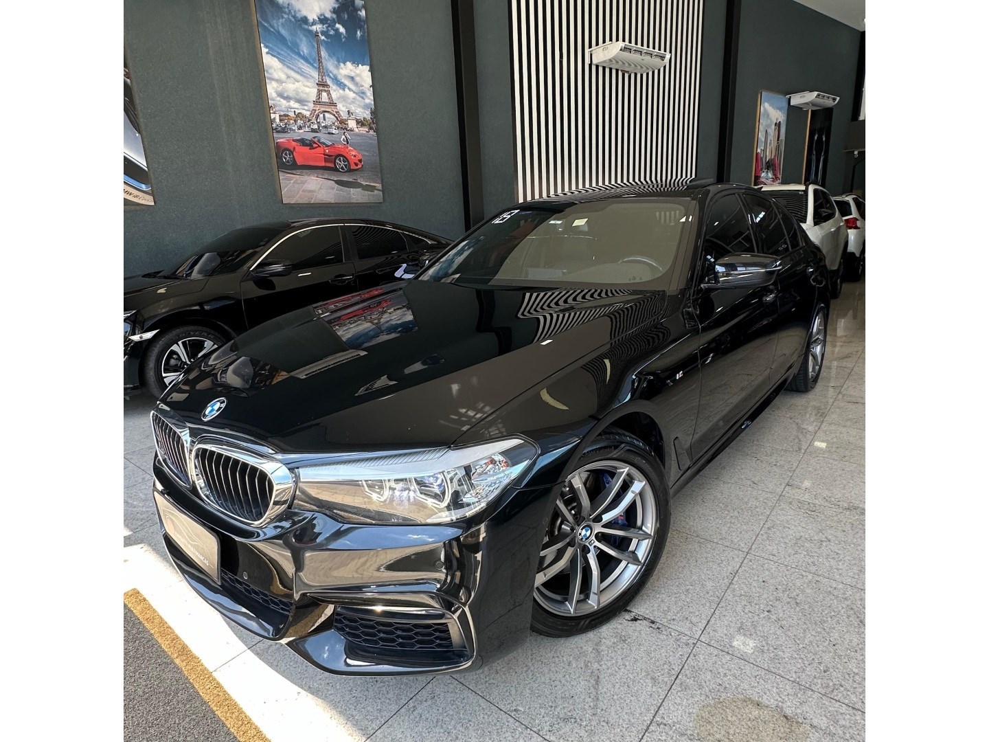 //www.autoline.com.br/carro/bmw/530i-20-m-sport-16v-gasolina-4p-turbo-automatico/2018/americana-sp/24930779
