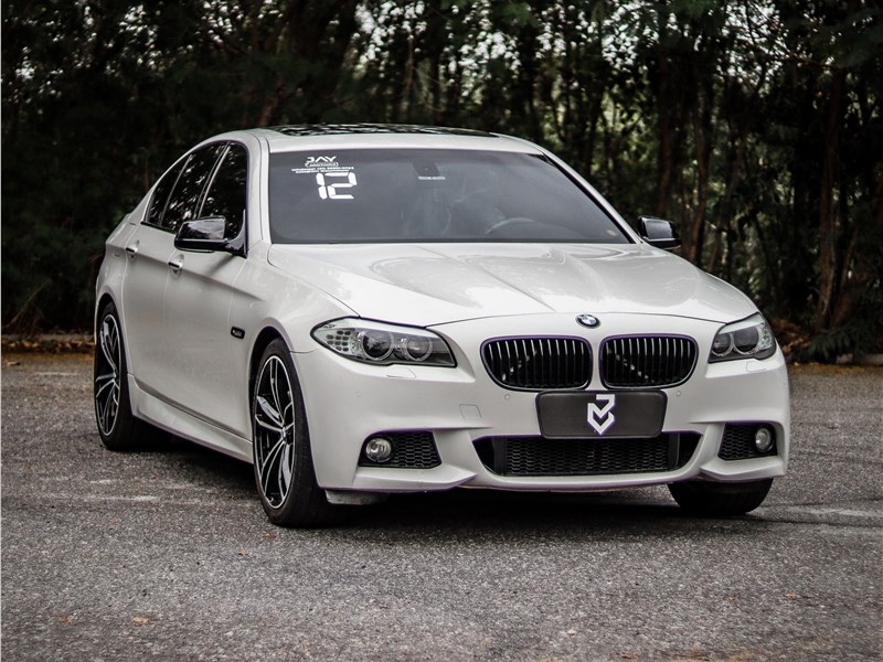 //www.autoline.com.br/carro/bmw/535i-30-sedan-24v-gasolina-4p-turbo-automatico/2012/rio-de-janeiro-rj/24597125